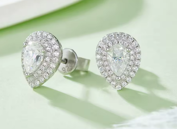 Oval Cut Halo Moissanite Set - Earrings & Pendant